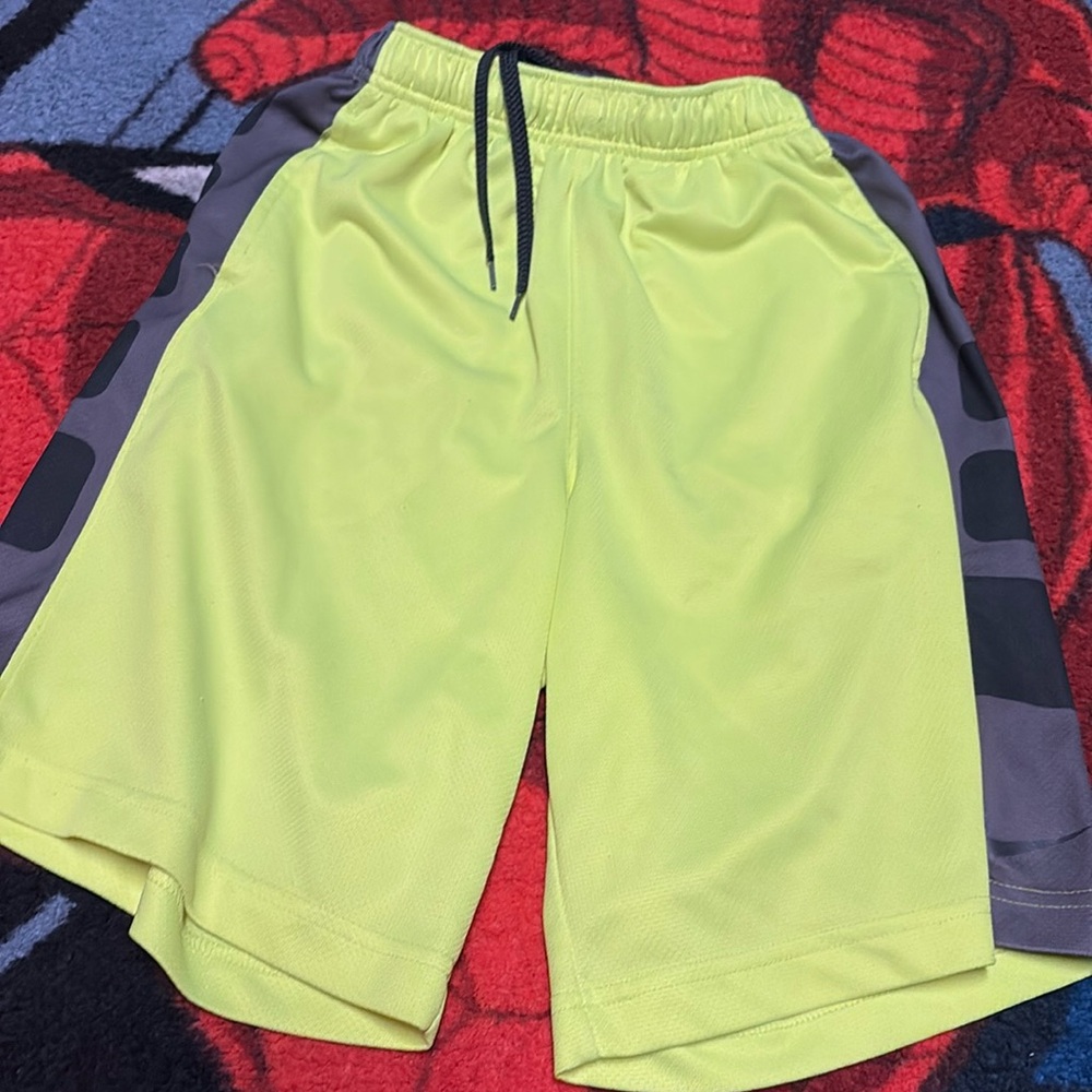 Nike short